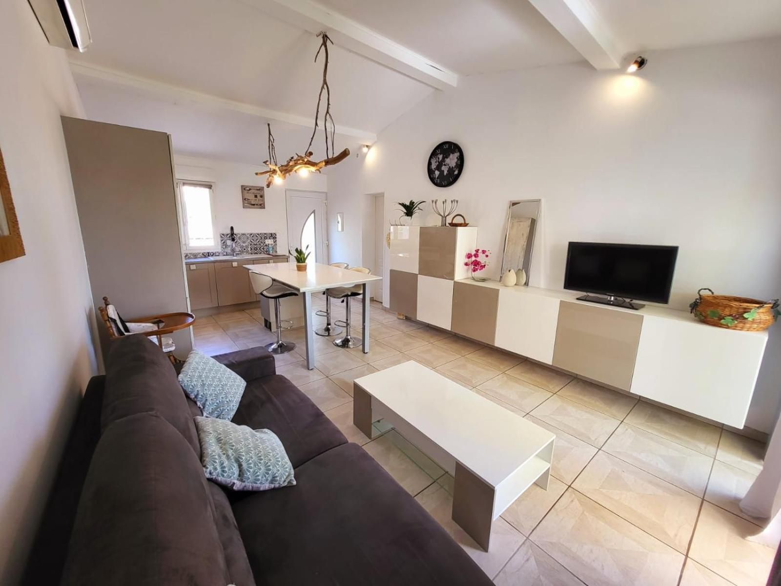 Casa Leone 83 Lägenhet Solliès-Pont Exteriör bild
